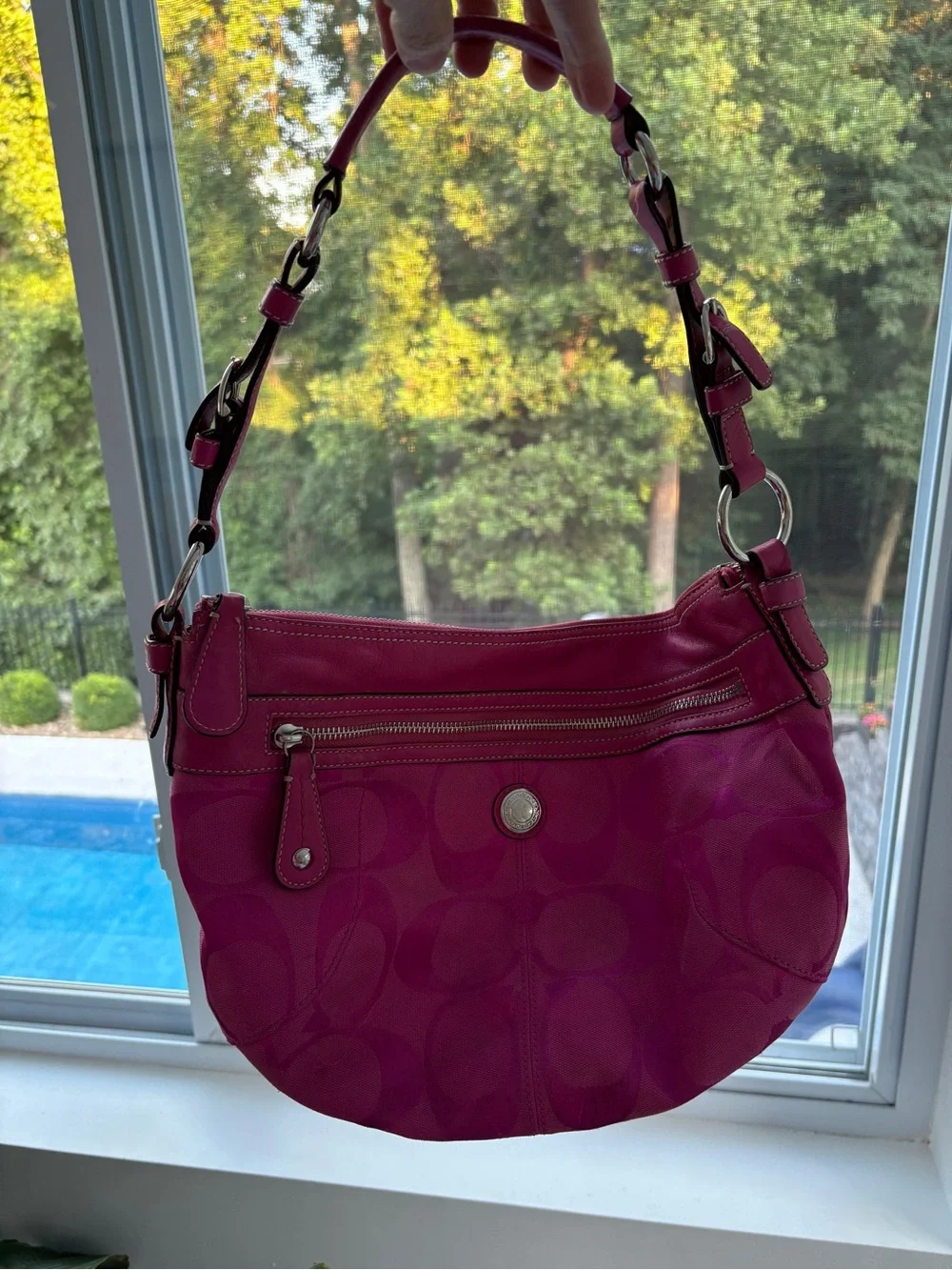 Coach authentic laura